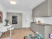 Prodej bytu 3+kk, Praha, Černokostelecká, 61 m2