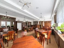 Prodej restaurace, Doksy, Komenského, 426 m2