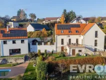 Prodej rodinného domu, Košátky, 350 m2