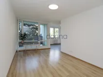 Pronájem bytu 2+1, Praha, Frýdlantská, 64 m2