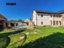 Prodej činžovního domu, Černuc, 330 m2
