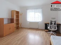 Pronájem bytu 2+1, Praha - Kbely, Svijanská, 54 m2