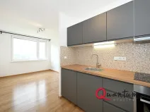 Pronájem bytu 2+kk, Praha - Řepy, Španielova, 37 m2