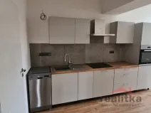 Pronájem bytu 2+1, Opava - Město, Ostrožná, 70 m2