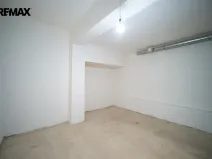 Prodej skladu, Praha - Libeň, náměstí Dr. Václava Holého, 19 m2