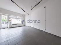 Pronájem obchodního prostoru, Praha, Semanského, 140 m2