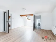 Prodej bytu 4+kk, Chlumec nad Cidlinou - Chlumec nad Cidlinou II, Zámostecká, 130 m2