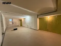 Prodej obchodního prostoru, Karlovy Vary, Moravská, 71 m2