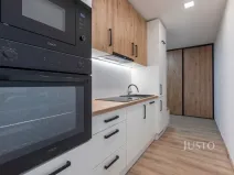 Pronájem bytu 2+1, Zlín, L. Váchy, 54 m2