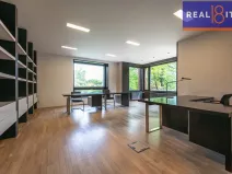 Pronájem kanceláře, Praha, U Hadovky, 400 m2