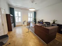 Pronájem kanceláře, Praha, Politických vězňů, 250 m2
