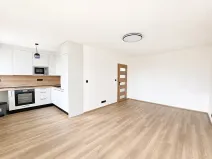 Pronájem bytu 1+kk, Praha - Záběhlice, Bramboříková, 42 m2