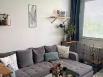 Prodej bytu 2+kk, Praha, Bazovského, 42 m2