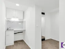Prodej atypického bytu, Praha, Suchdolské náměstí, 14 m2