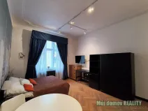 Pronájem bytu 1+kk, Praha - Nové Město, Hálkova, 31 m2
