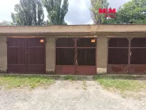 Pronájem garáže, Slaný, Navrátilova, 19 m2