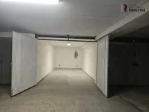 Pronájem garáže, Praha - Kyje, Manželů Dostálových, 18 m2