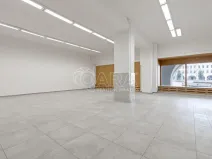 Pronájem obchodního prostoru, Nový Jičín, Masarykovo nám., 470 m2