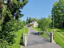 Prodej rodinného domu, Plesná, Sokolská, 200 m2