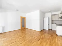 Pronájem bytu 2+kk, Praha - Karlín, U Mlýnského kanálu, 58 m2