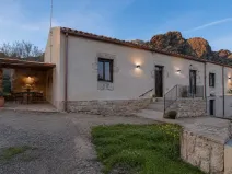 Prodej domu, Giuncana, Sardinie, Itálie, 130 m2