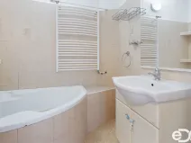 Prodej bytu 2+1, Tábor, Trocnovská, 67 m2