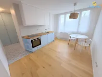 Pronájem bytu 1+kk, Praha - Prosek, Veltruská, 27 m2