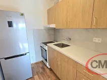 Pronájem bytu 2+kk, Praha, Famfulíkova, 43 m2