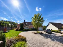 Prodej rodinného domu, Luženičky, 300 m2
