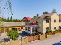 Prodej vícegeneračního domu, Mořina, 320 m2