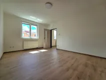 Prodej bytu 2+kk, Znojmo, Pražská, 49 m2