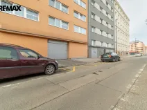Prodej garážového stání, Praha - Nusle, Bartoškova, 11 m2