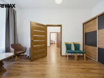 Prodej bytu 4+1, Karlovy Vary, Raisova, 80 m2