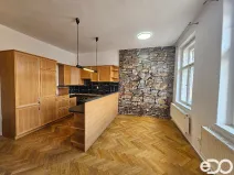 Pronájem bytu 2+kk, Praha, Husinecká, 73 m2