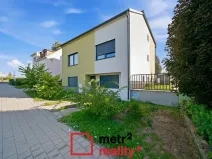 Prodej rodinného domu, Charváty, 303 m2