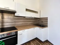 Pronájem bytu 2+kk, Praha - Libeň, Sokolovská, 49 m2