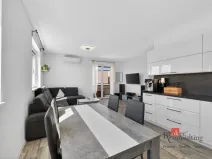 Prodej bytu 4+kk, Vochov, 80 m2