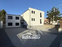 Pronájem kanceláře, Otrokovice, tř. Osvobození, 12 m2