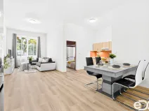 Prodej bytu 2+kk, Milovice, Topolová, 56 m2