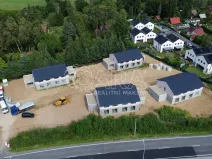 Prodej rodinného domu, Kamenice - Ládví, Lomená, 156 m2