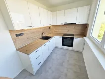 Pronájem bytu 3+1, Klášterec nad Ohří, Školní, 64 m2