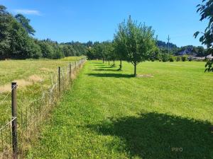 Prodej pozemku pro bydlení, Hrádek, 3286 m2