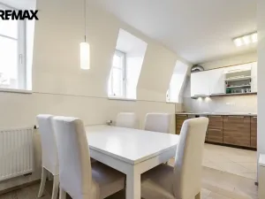 Prodej činžovního domu, Karlovy Vary, Bulharská, 635 m2