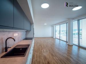 Prodej bytu 3+kk, Zlín, Lorencova, 104 m2