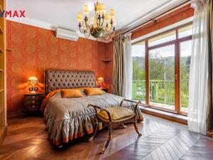 Prodej bytu 6+kk a větší, Karlovy Vary, U Imperiálu, 251 m2