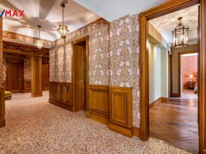 Prodej bytu 6+kk a větší, Karlovy Vary, U Imperiálu, 251 m2