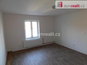 Pronájem bytu 1+1, Opava - Komárov, Podvihovská, 37 m2