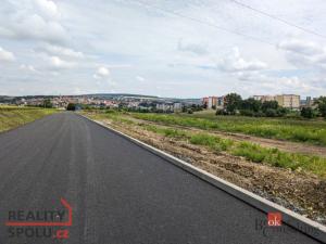 Prodej pozemku pro komerční výstavbu, Uherský Brod, Škrlovec, 21900 m2