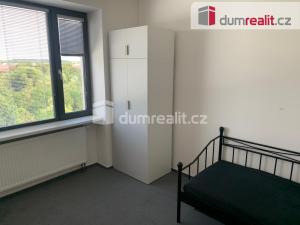 Pronájem bytu 1+kk, Praha - Hostavice, Pilská, 17 m2