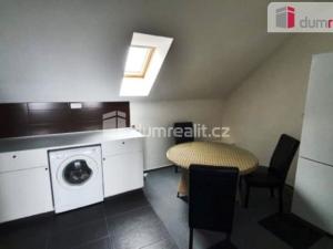 Pronájem bytu 1+kk, Praha - Hostavice, Pilská, 17 m2